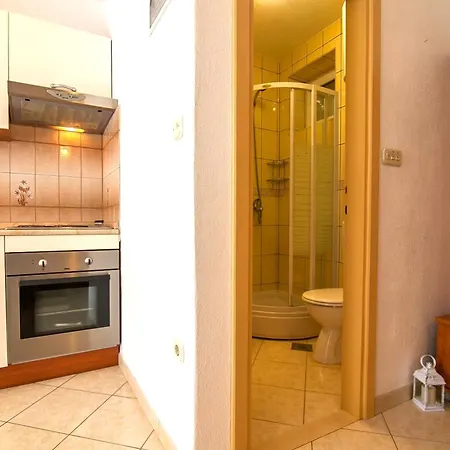 Dubas Apartment